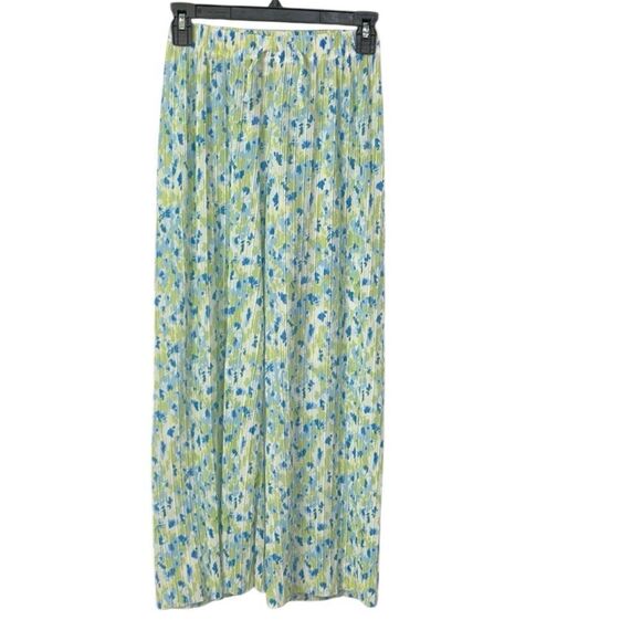 Zara Floral Print Blue Stretchy Pleated Culottes Pants(Size 11-12yrs) - Picture 4 of 6